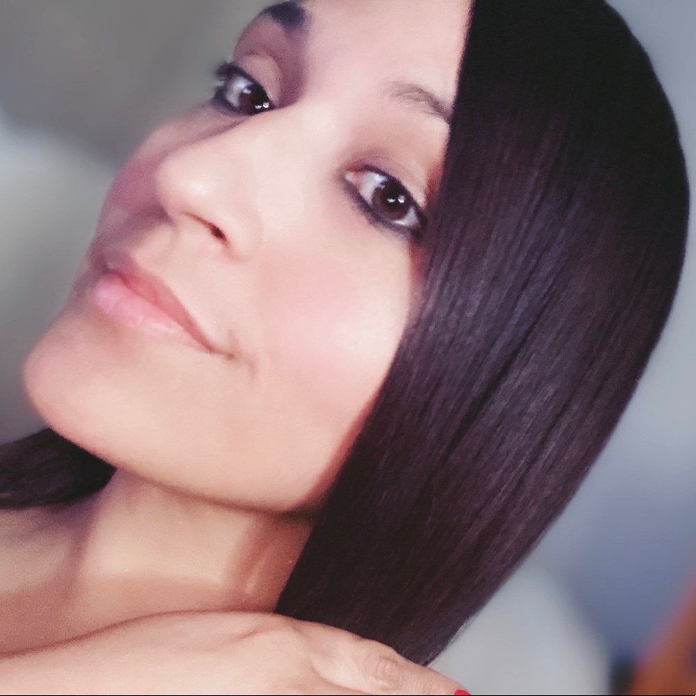 Meet your Posher, Crystal